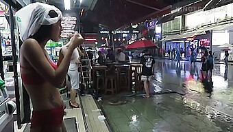 Asiatiske Tenåringers Sexeventyr I Pattaya