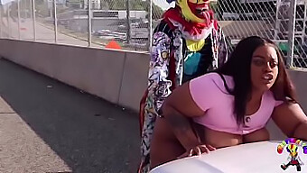 Homemade Hardcore: Juicy Tee Gets Fucked On Atlanta'S Famous Highway